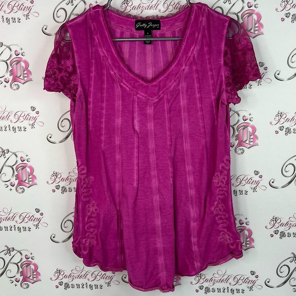 Gretty zueger top tshirt tee pink purple lace  Magenta Lace Sleeve Blouse